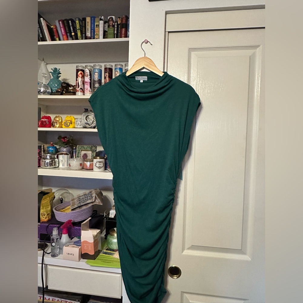 LIKE NEW MICHAEL STARS Gia Ribbed Power Shoulder Dress dark green size M